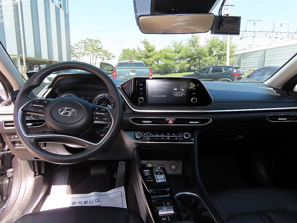 HYUNDAI Sonata - Vista 7