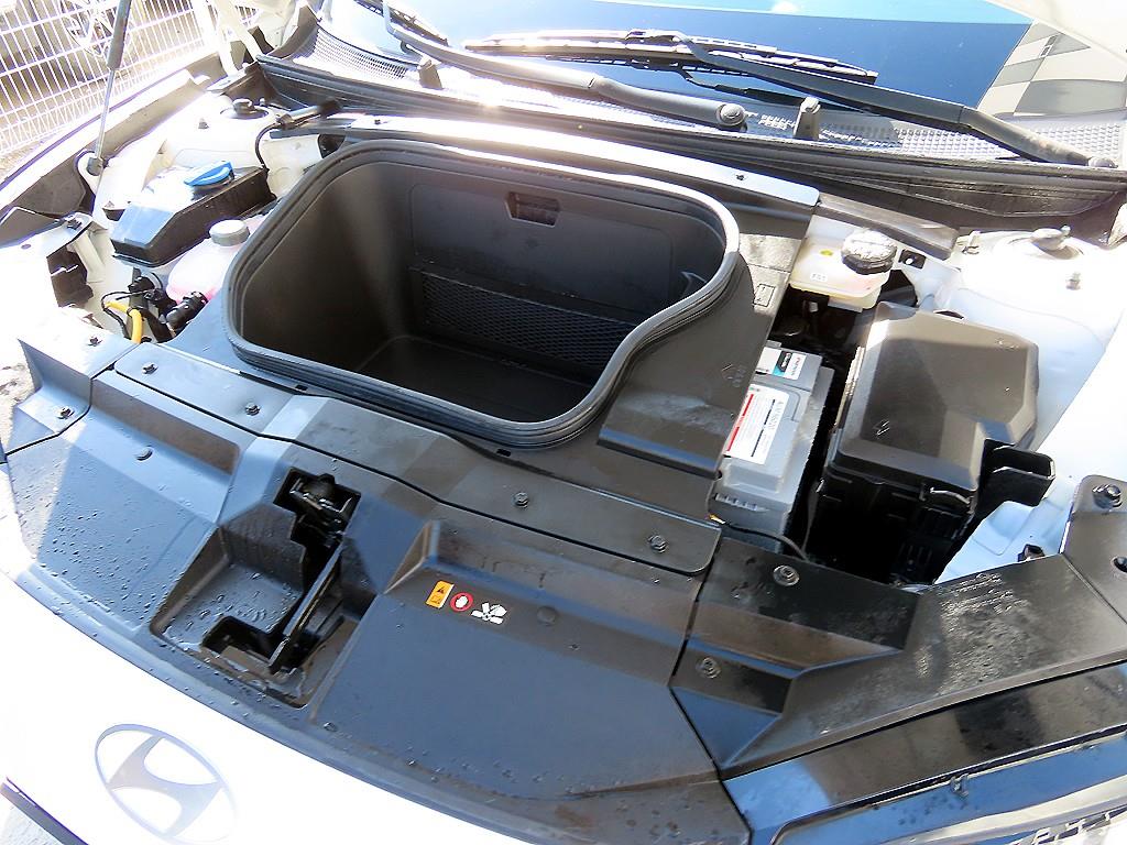 HYUNDAI Ioniq 6 2023 Blanco - Importación desde Corea - HF Imports Iquique - Foto 19