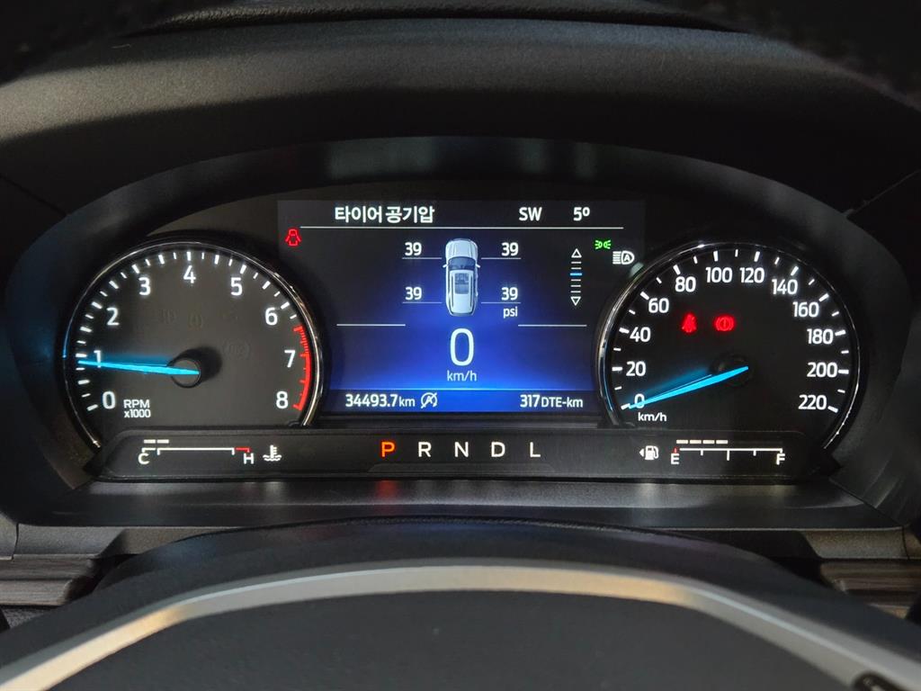 Ford Explorer - Vista 10