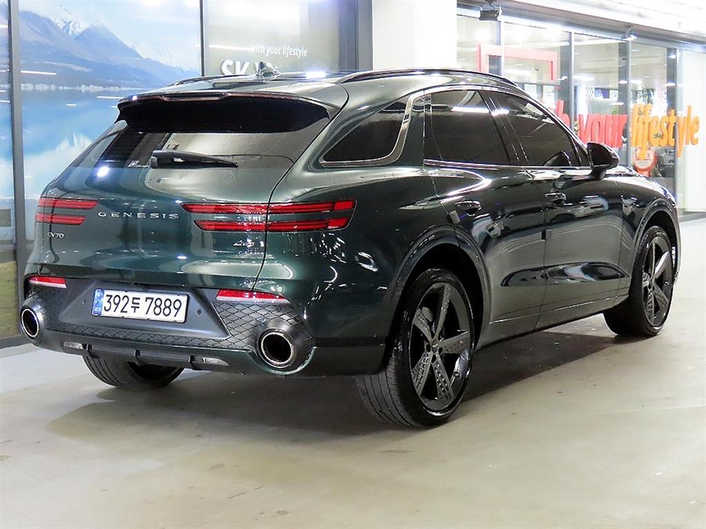 Genesis GV70 - Vista 4