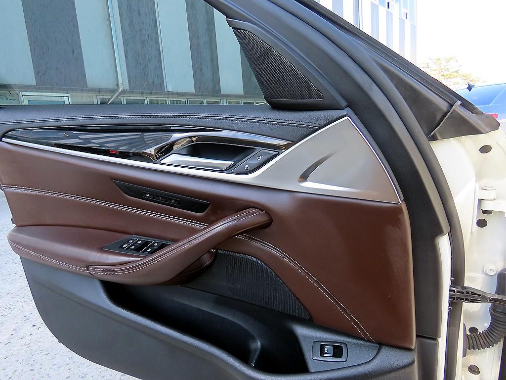 BMW 5 Series - Vista 12