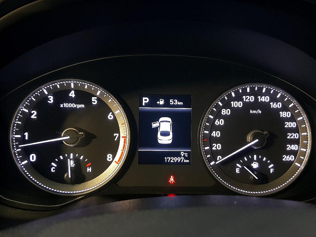 HYUNDAI Grandeur - Vista 6