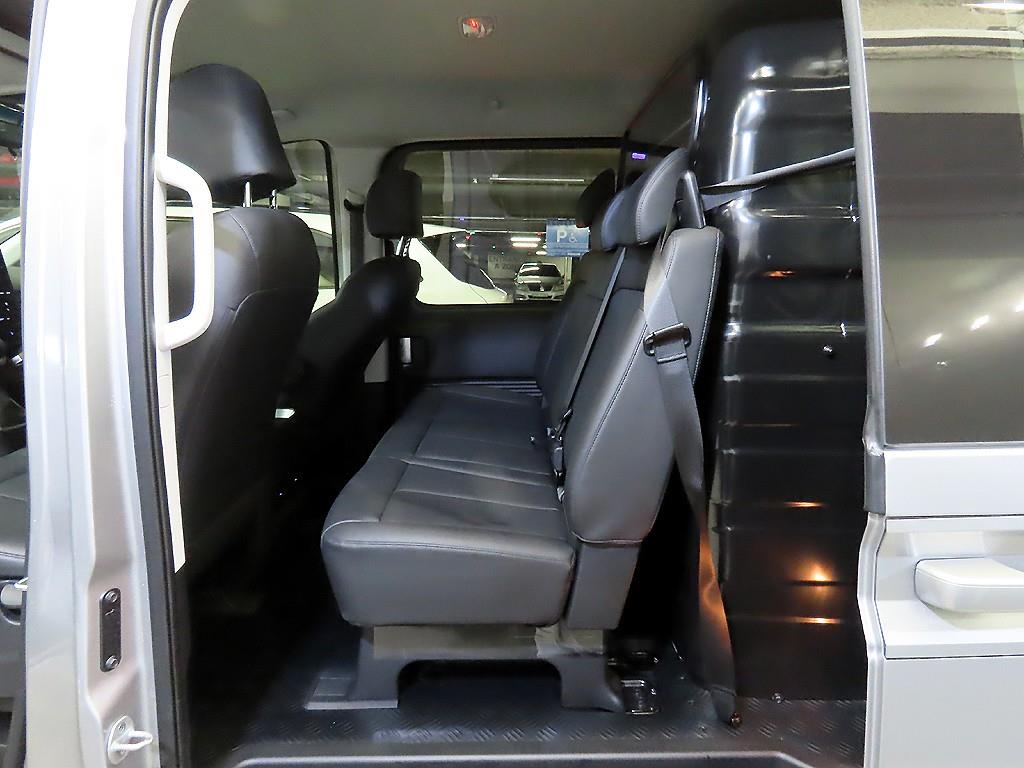 HYUNDAI Staria - Vista 7