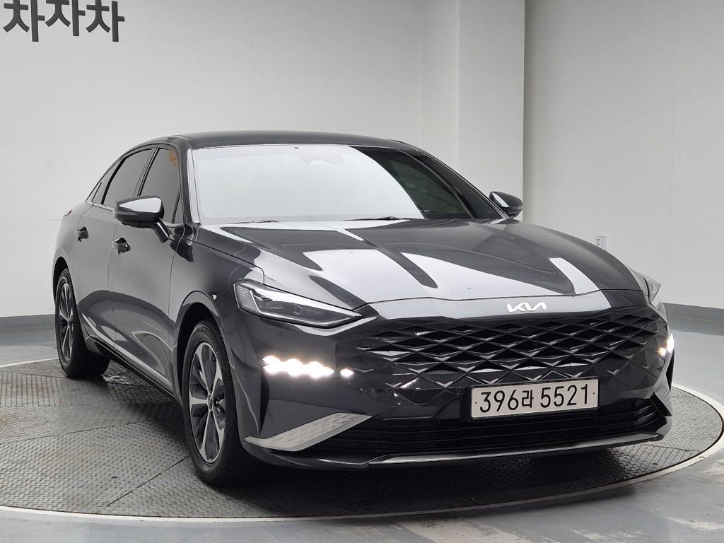 KIA K8 - Vista 4