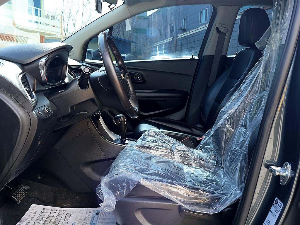 Chevrolet Trax 2020 Gris - Importación desde Corea - HF Imports Iquique - Foto 12