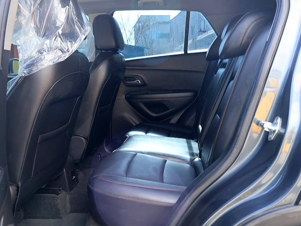 Chevrolet Trax 2020 Gris - Importación desde Corea - HF Imports Iquique - Foto 13