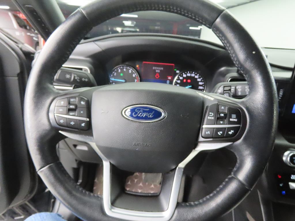 Ford Explorer - Vista 8