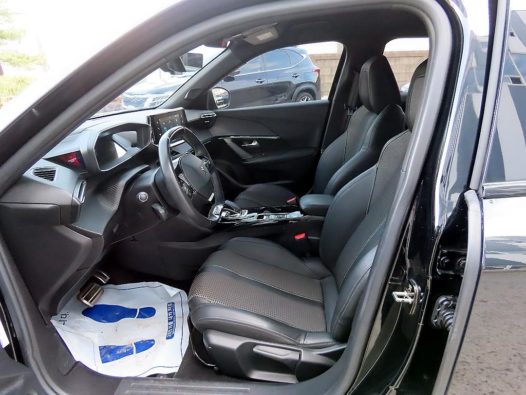 Peugeot 2008 - Vista 5