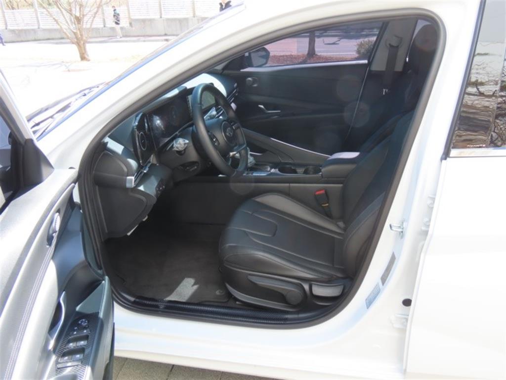 HYUNDAI Avante 2023 - Importación desde Corea - HF Imports Iquique - Foto 13