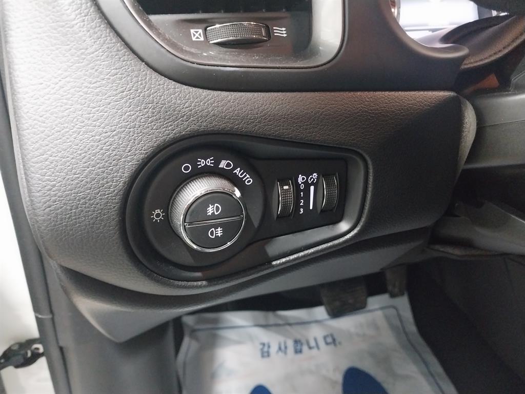 Jeep Renegade 2022 Blanco - Importación desde Corea - HF Imports Iquique - Foto 13