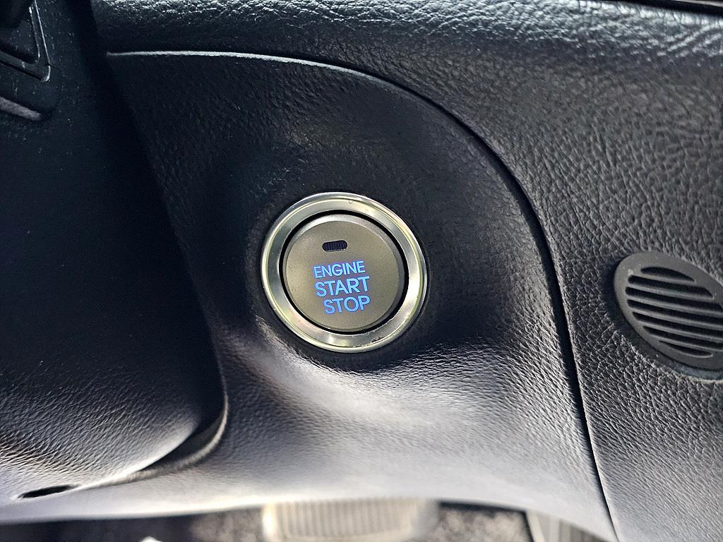 HYUNDAI Genesis 2013 Negro - Importación desde Corea - HF Imports Iquique - Foto 13