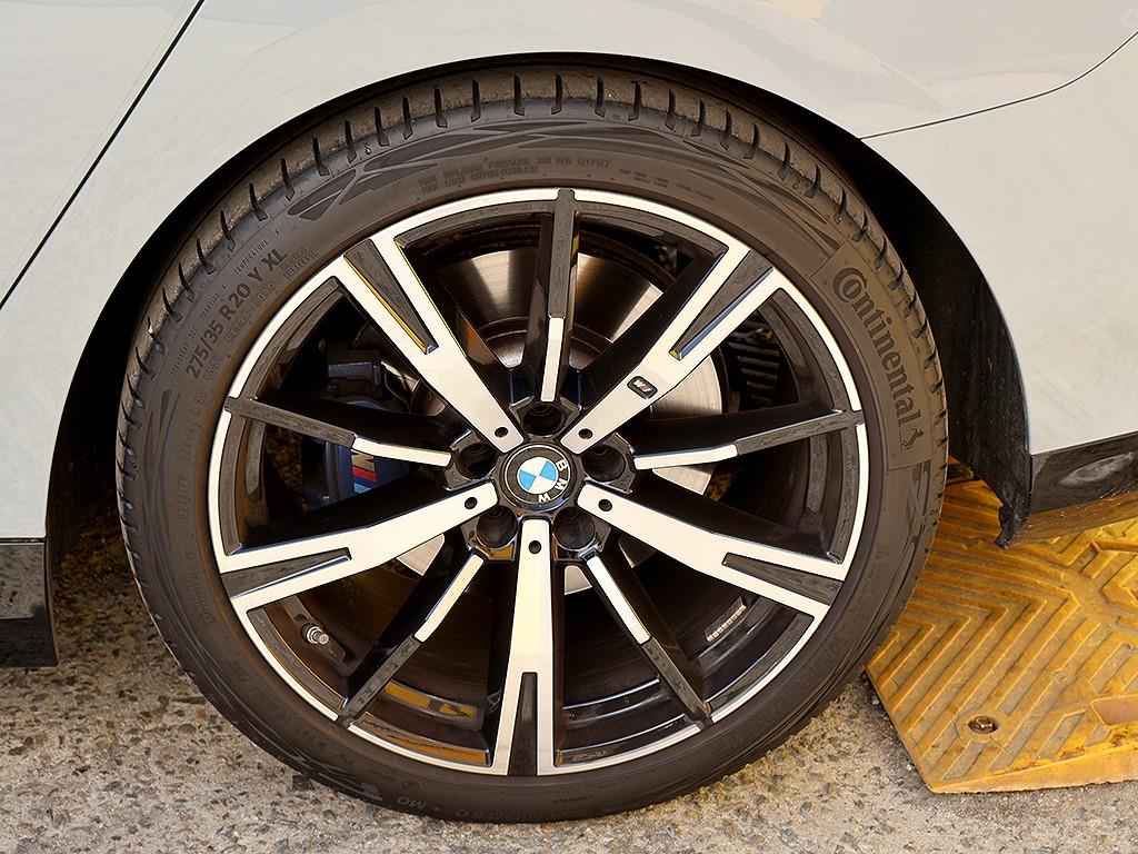 BMW 5 Series - Vista 9