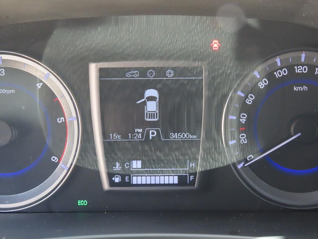 Ssangyong Rexton - Vista 9