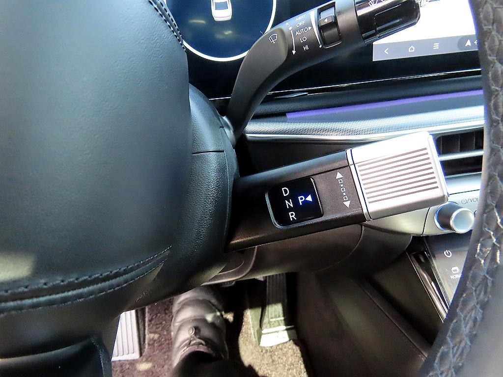 HYUNDAI Grandeur - Vista 11