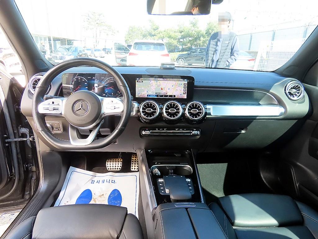 Mercedes Benz GLB Class - Vista 7