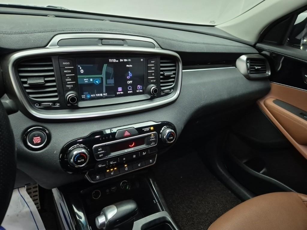 KIA Sorento - Vista 12