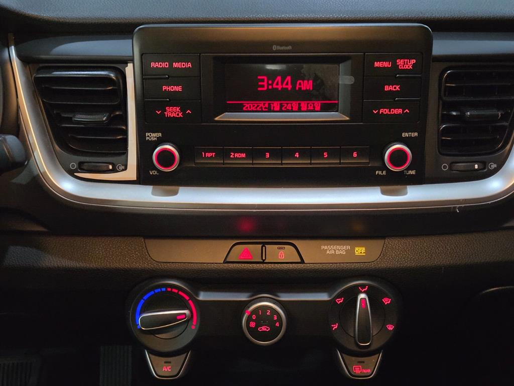 KIA Stonic - Vista 11