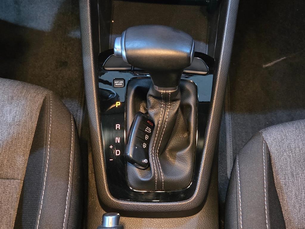 KIA Stonic - Vista 12