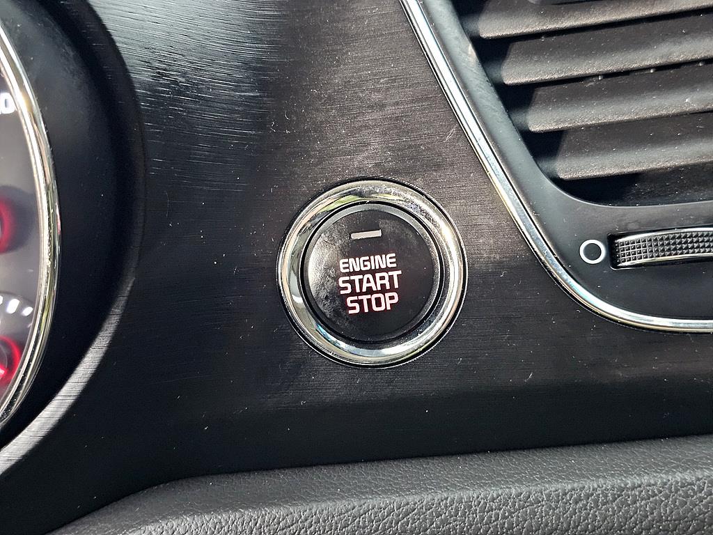 KIA Carnival 2018 Blanco - Importación desde Corea - HF Imports Iquique - Foto 14