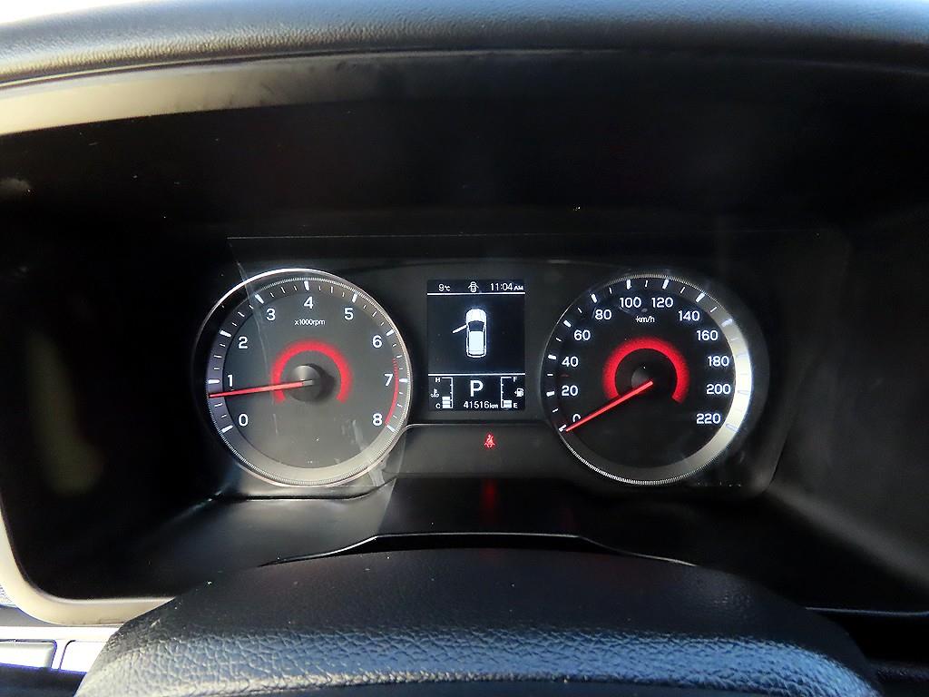 Ssangyong Tivoli - Vista 9