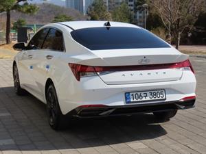 HYUNDAI Avante - Vista 8