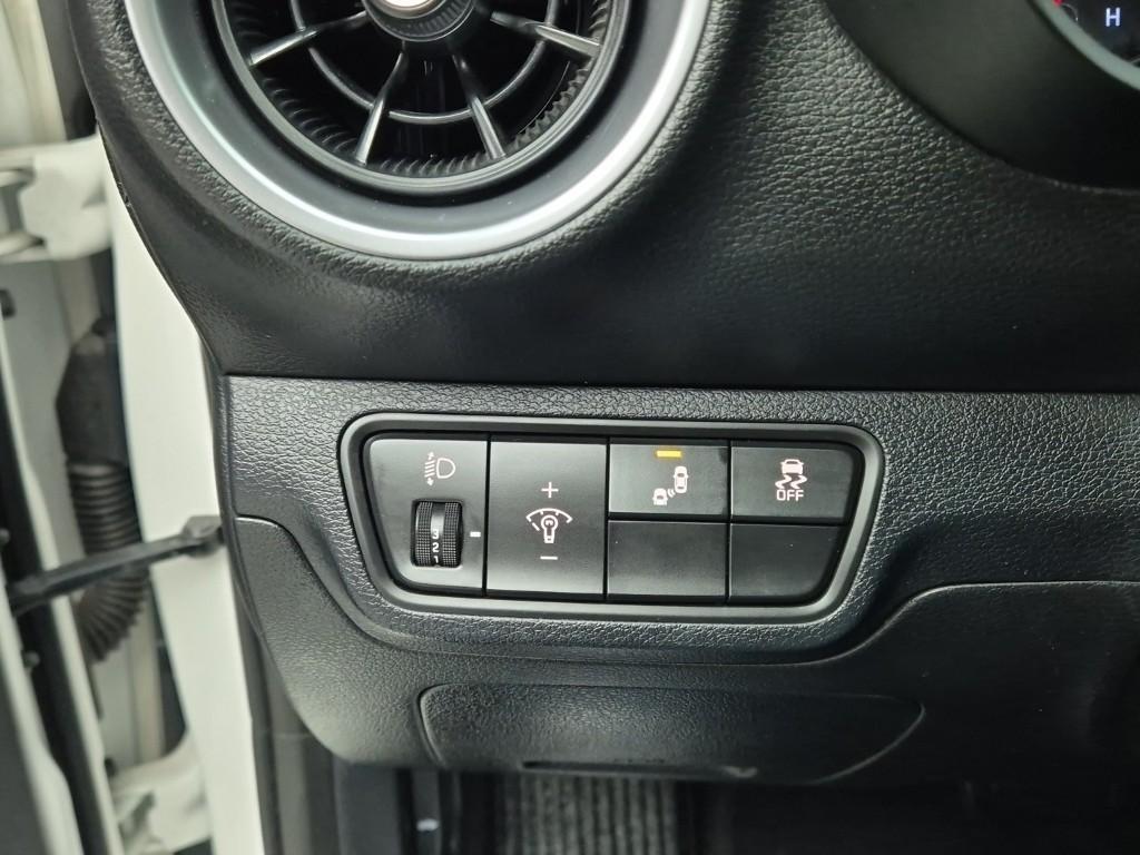 KIA K3 2022 Blanco - Importación desde Corea - HF Imports Iquique - Foto 17