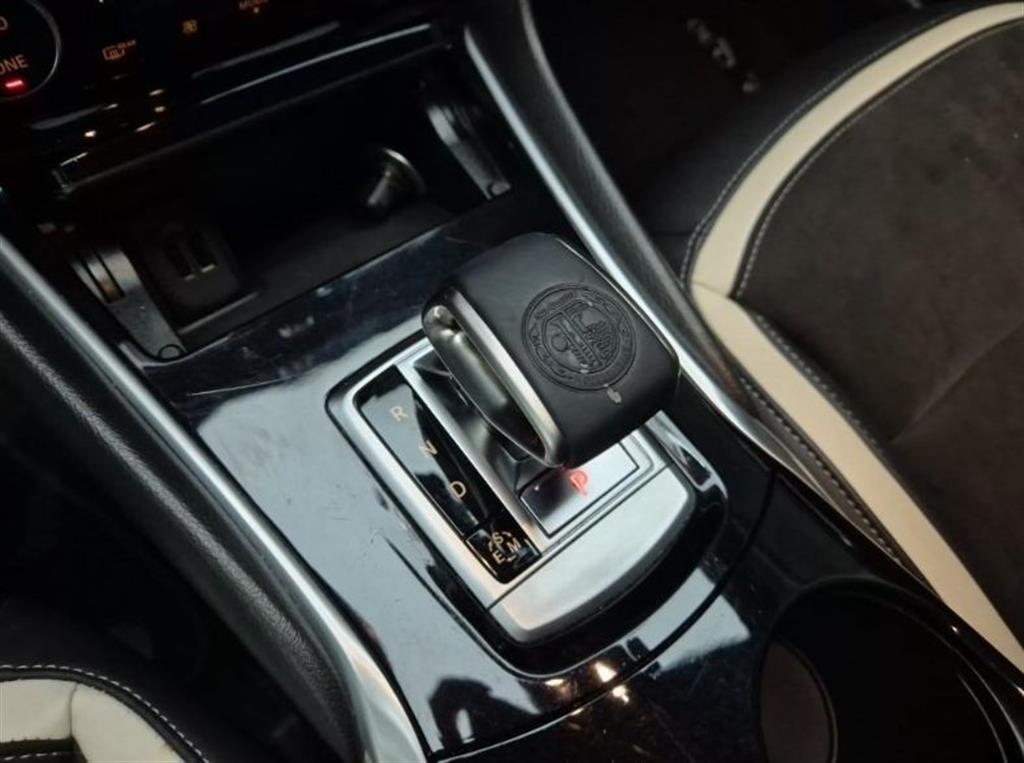 Infiniti Q - Vista 8