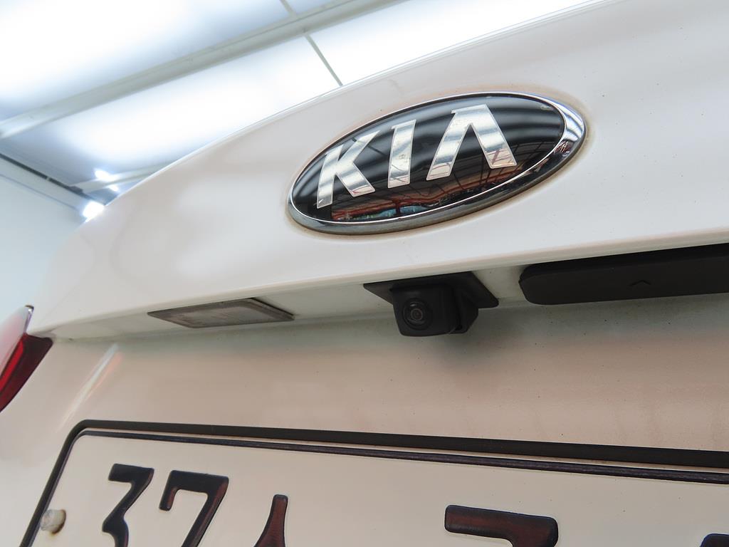 KIA K3 2013 Blanco - Importación desde Corea - HF Imports Iquique - Foto 18