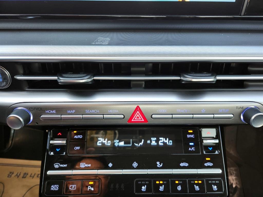 HYUNDAI Grandeur - Vista 9