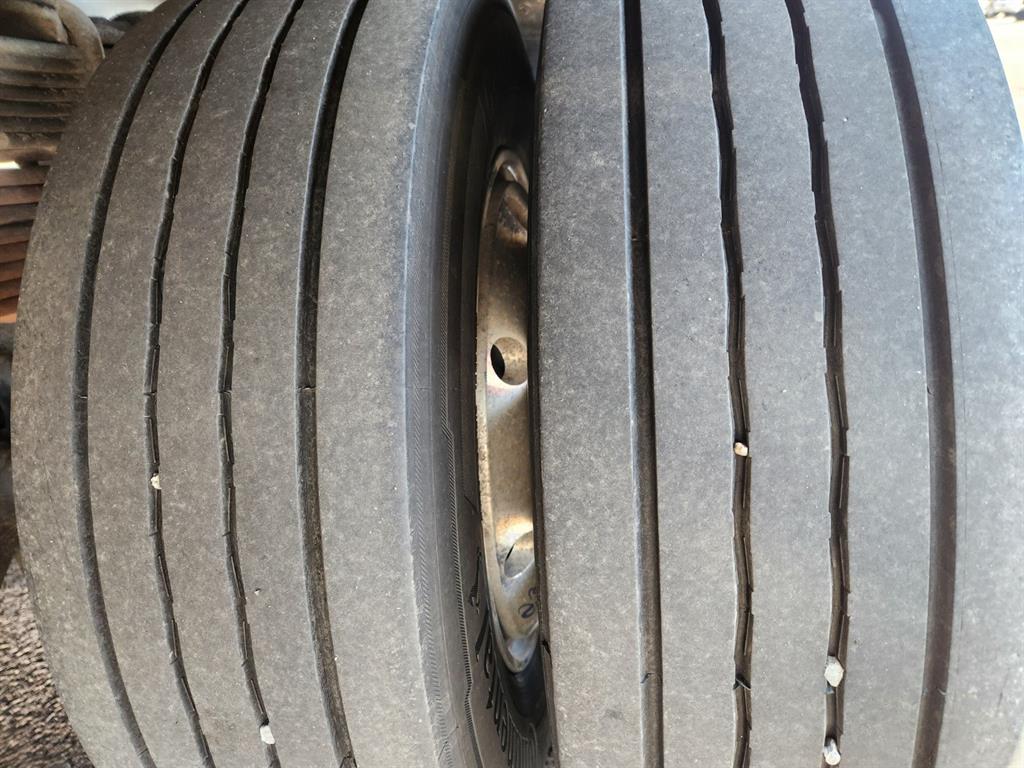 medium and large cargo truck 2022 Blanco - Importación desde Corea - HF Imports Iquique - Foto 18