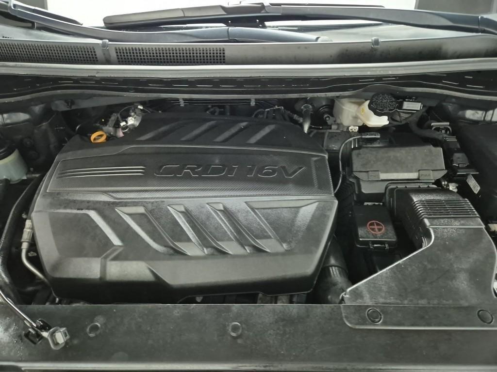 KIA Carnival - Vista 5