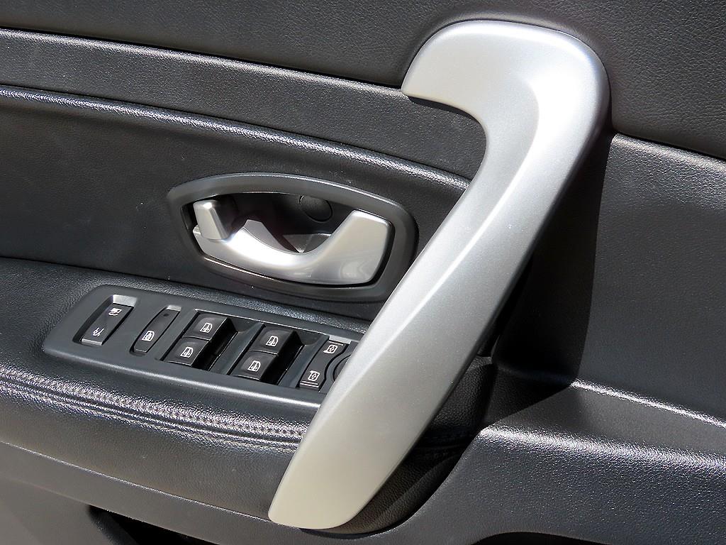 SAMSUNG SM5 - Vista 11