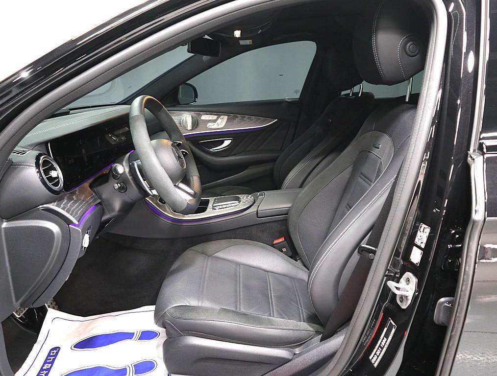 Mercedes Benz E class - Vista 9