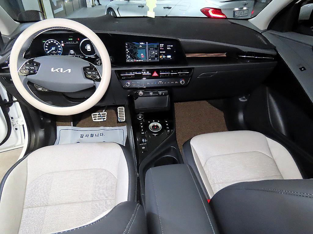KIA Niro - Vista 10