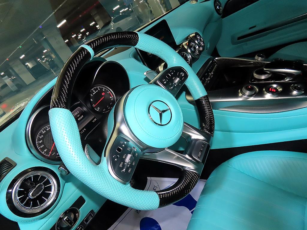 Mercedes Benz AMG GT - Vista 7