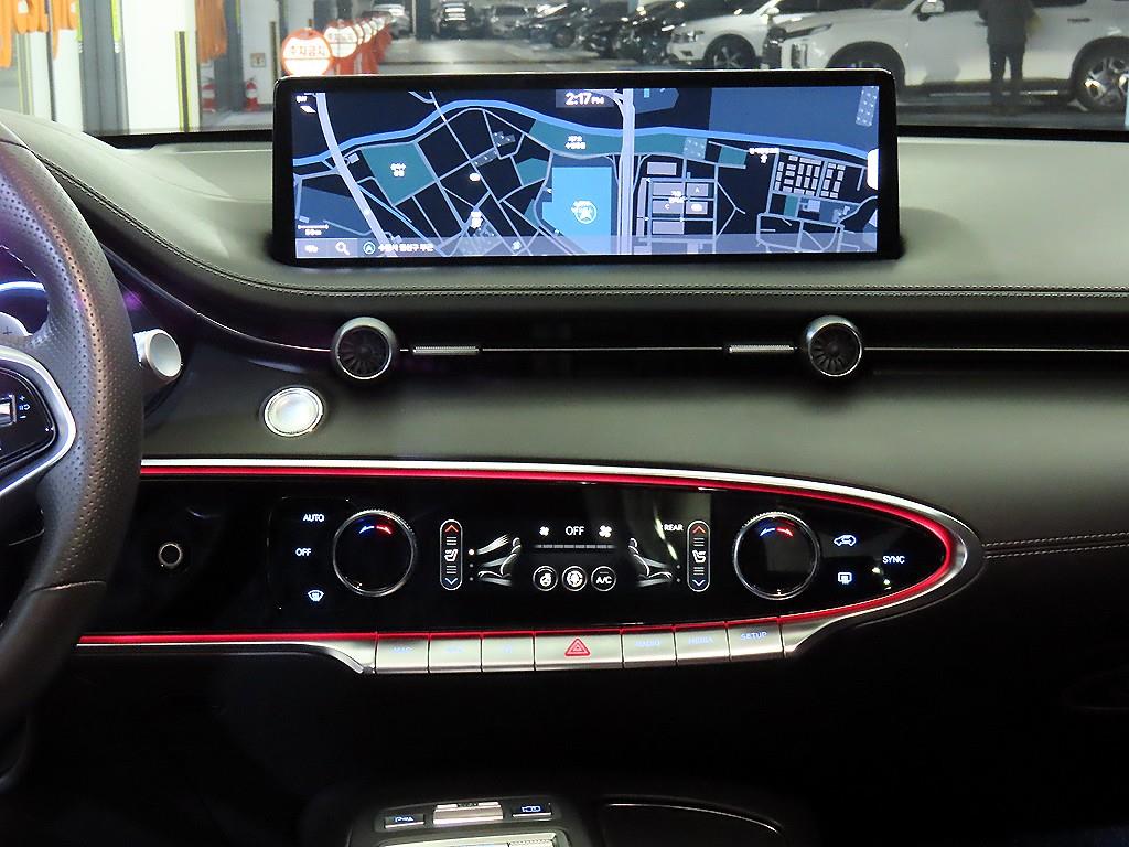 Genesis GV70 - Vista 11