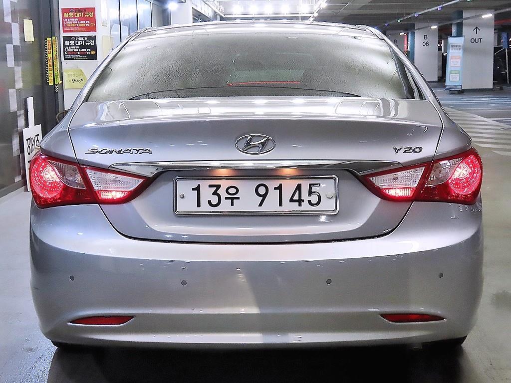 HYUNDAI Sonata - Vista 5