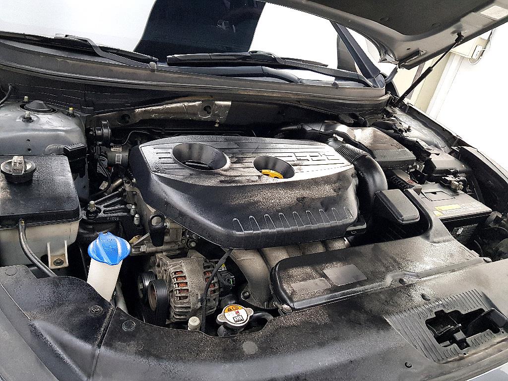 HYUNDAI Sonata - Vista 6