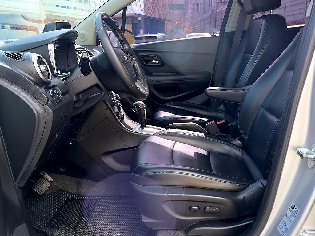 Chevrolet Trax 2016 Gris - Importación desde Corea - HF Imports Iquique - Foto 12