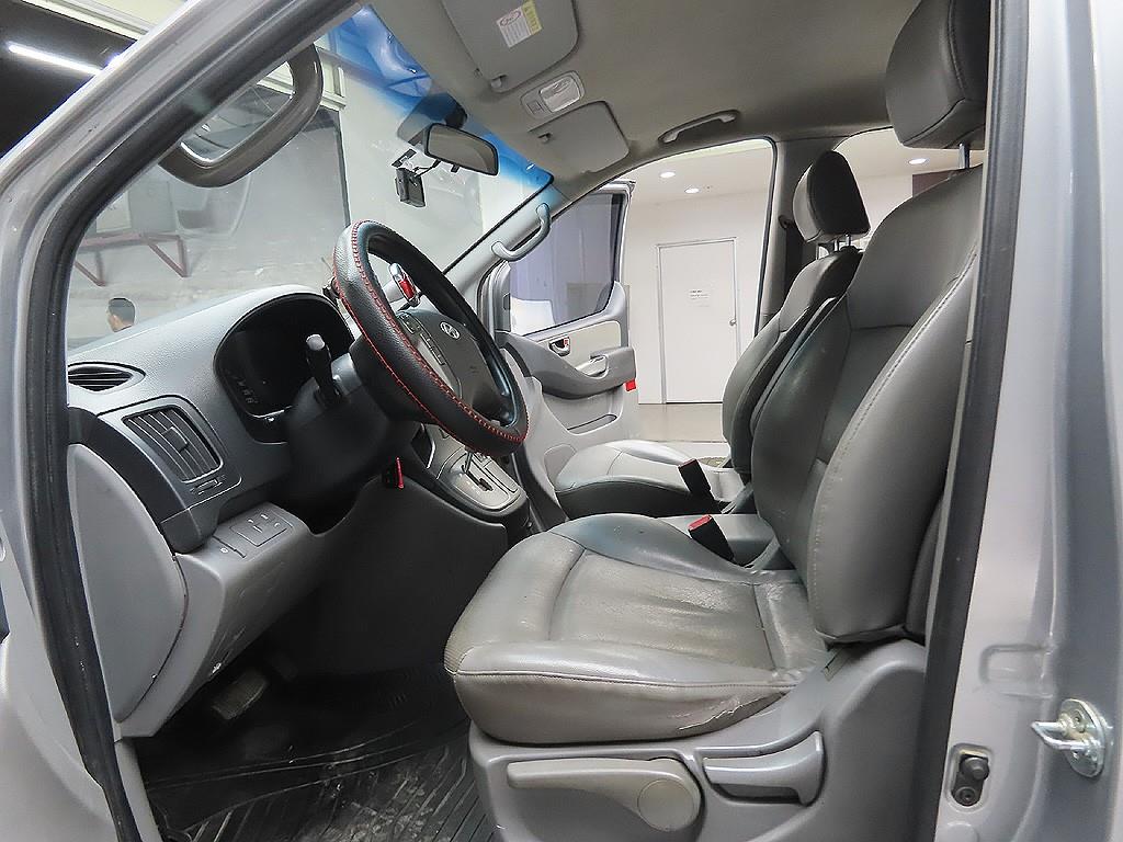 HYUNDAI Starex 2016 Gris - Importación desde Corea - HF Imports Iquique - Foto 13