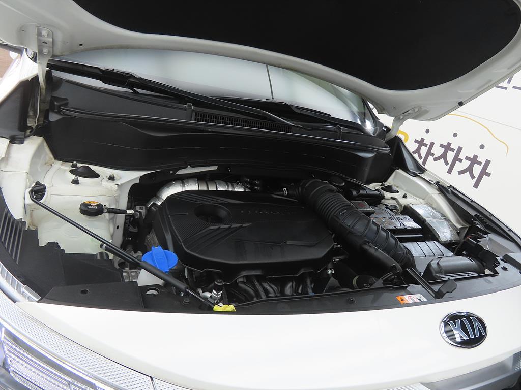 KIA Seltos 2020 Blanco - Importación desde Corea - HF Imports Iquique - Foto 19