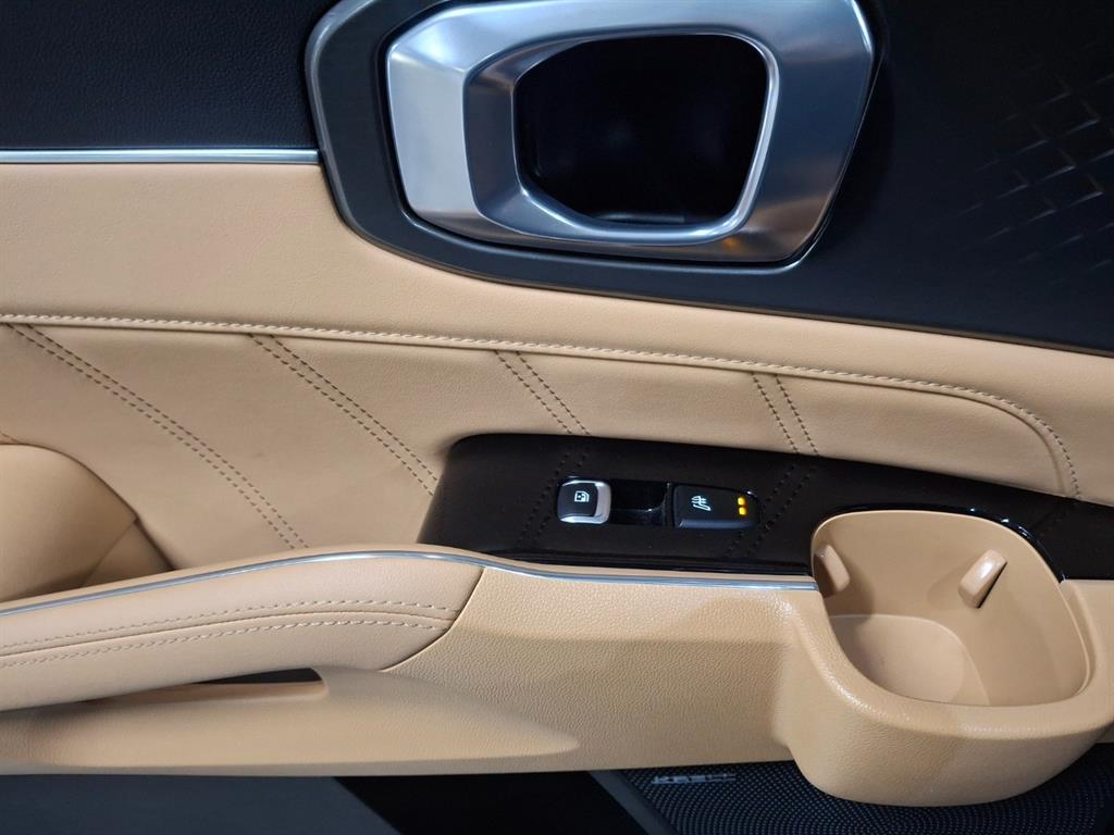 KIA Sorento - Vista 8