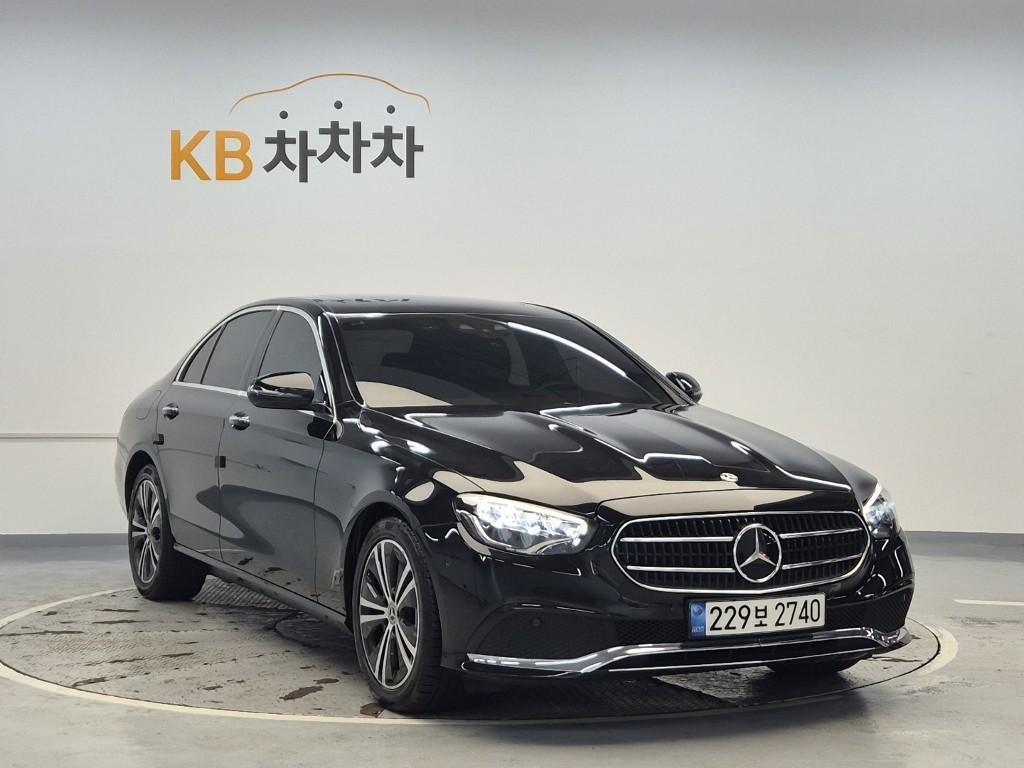 Mercedes Benz E class - Vista 4