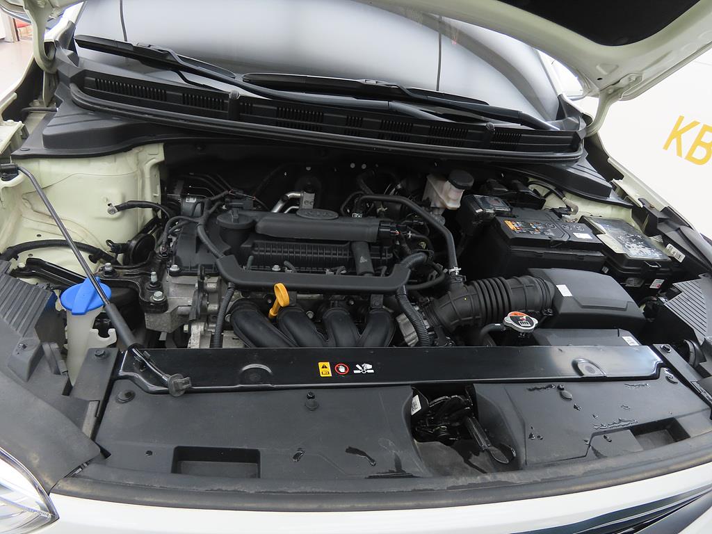 KIA Stonic 2019 Blanco - Importación desde Corea - HF Imports Iquique - Foto 19