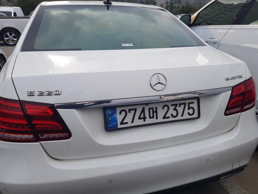 Mercedes Benz E class - Vista 9