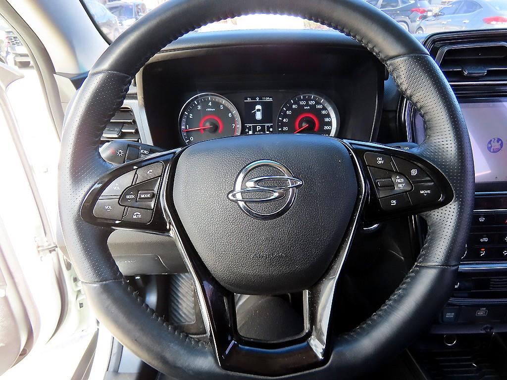 Ssangyong Tivoli - Vista 8