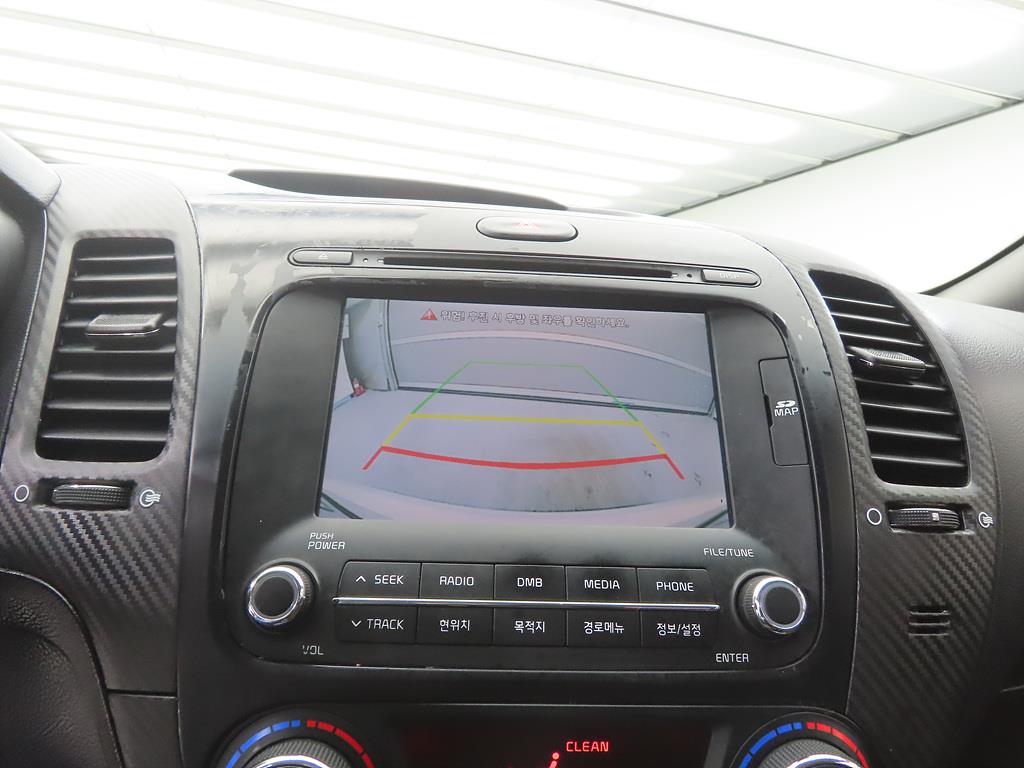 KIA K3 2013 Blanco - Importación desde Corea - HF Imports Iquique - Foto 14