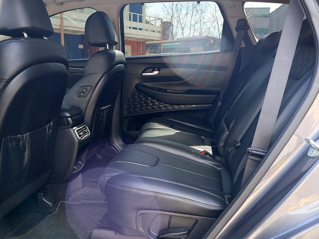 HYUNDAI Santa Fe 2021 Gris - Importación desde Corea - HF Imports Iquique - Foto 11