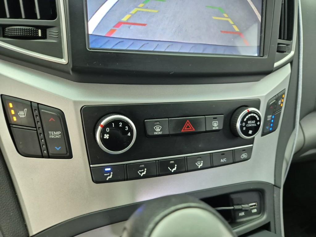 HYUNDAI Starex - Vista 10