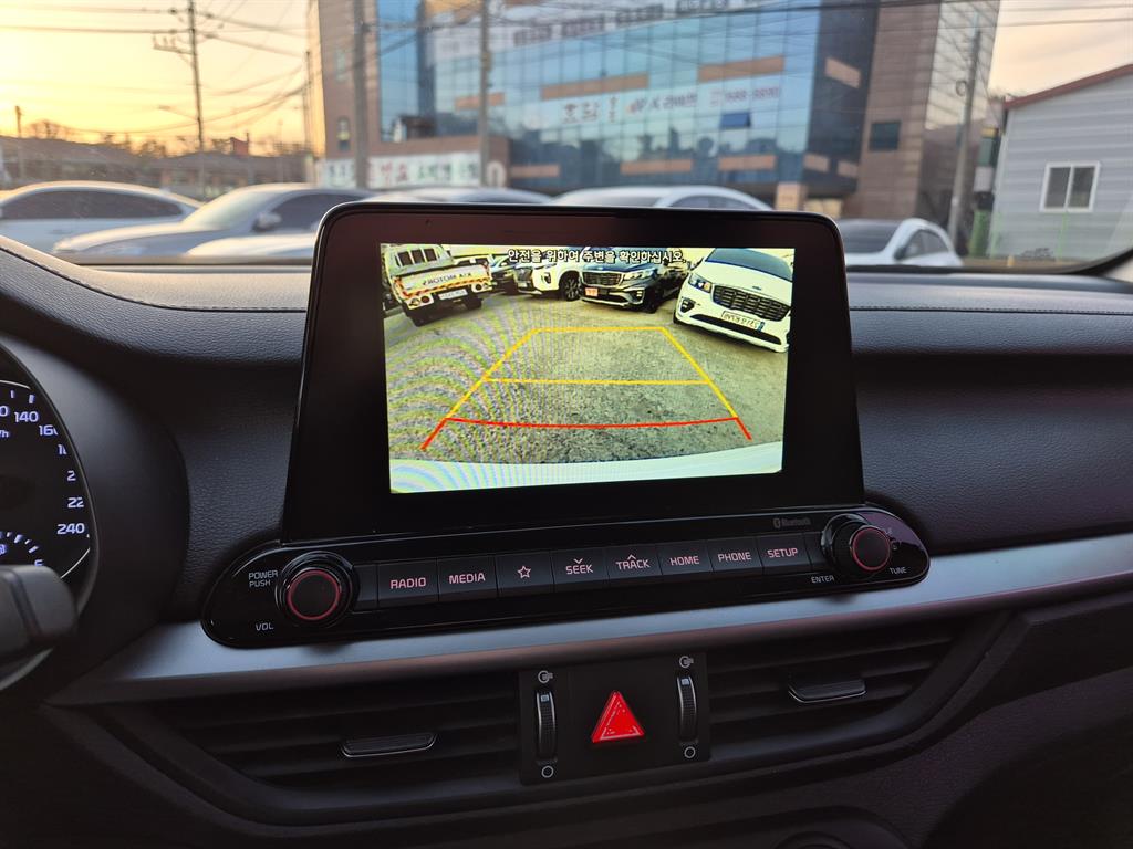 KIA K3 2019 Blanco - Importación desde Corea - HF Imports Iquique - Foto 16